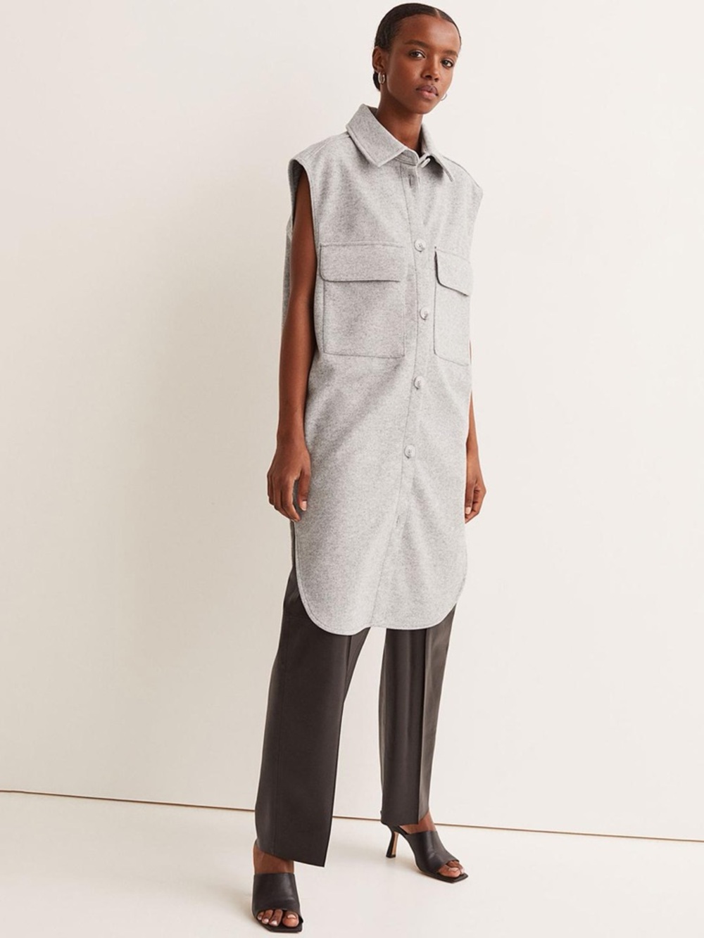 H&M Light Gray Sleeveless Button-Front Shirt Vest